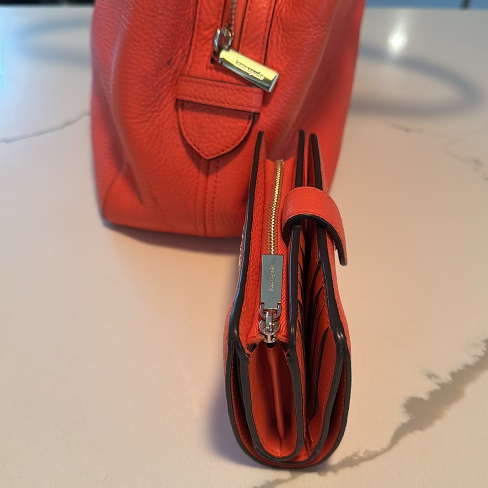 Kate Spade Set Coral Buds Handbag with Matching Wallet - Picture 3 of 6